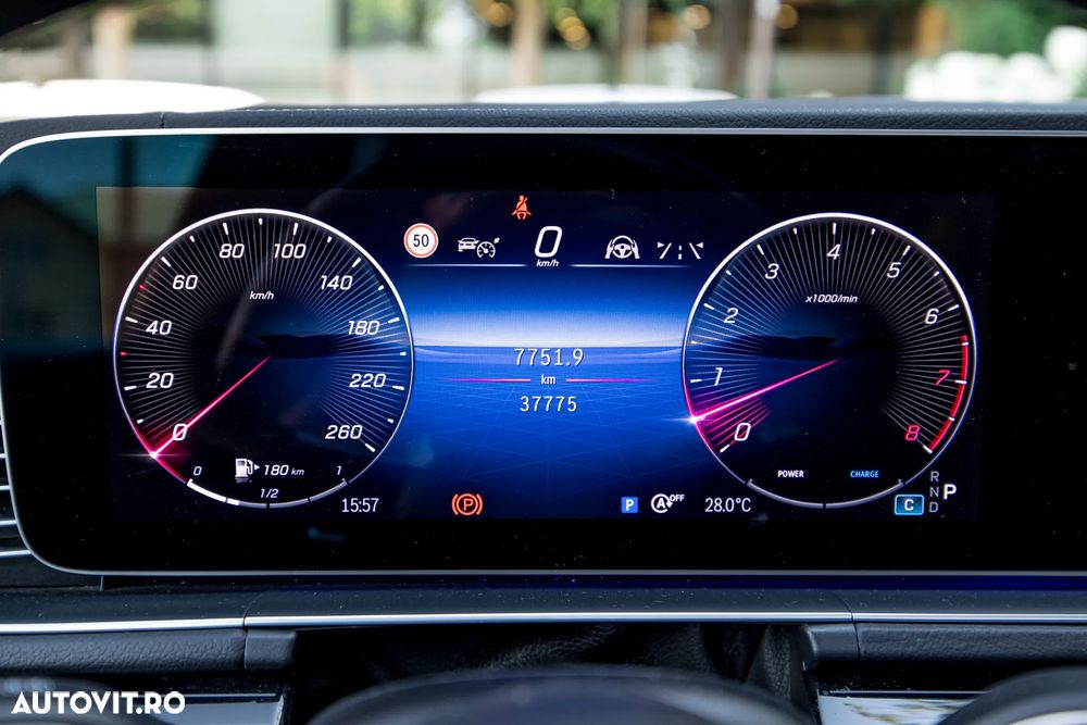 Mercedes-Benz GLS - 23