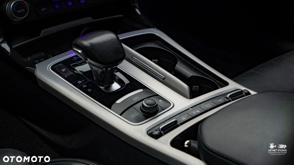 Kia Stinger 3.3 T-GDI V6 GT AWD - 19