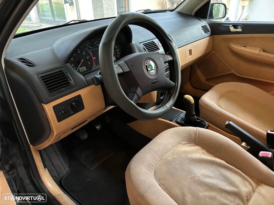 Skoda Fabia 1.4 Elegance AR8 - 5