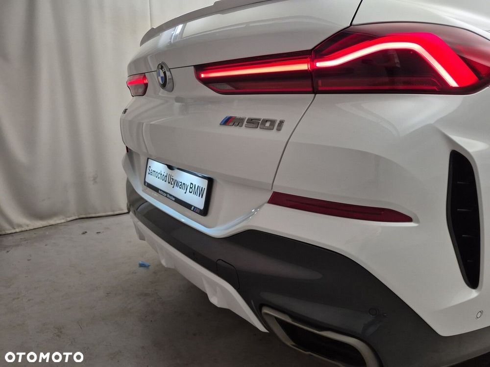 BMW X6 M50i - 21