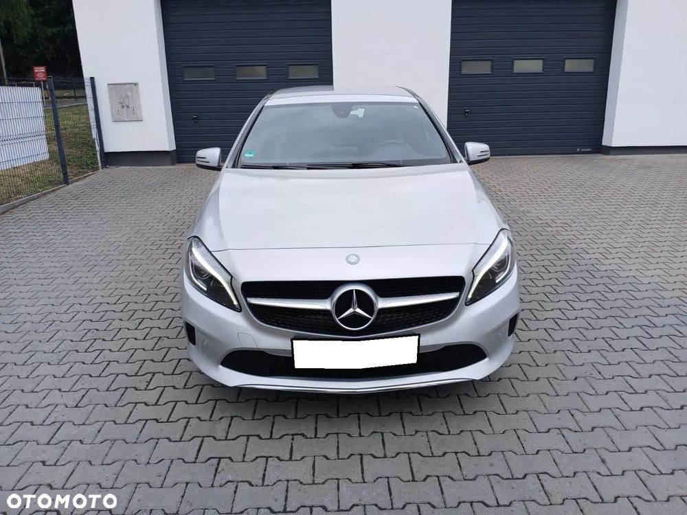 Mercedes-Benz Klasa A 180 (BlueEFFICIENCY) AMG Sport - 4