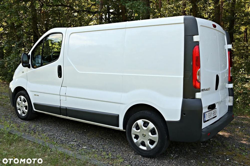Renault Trafic - 26
