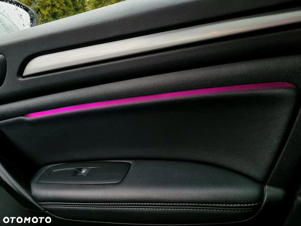 Renault Megane BLUE dCi 115 EDC BUSINESS EDITION - 13