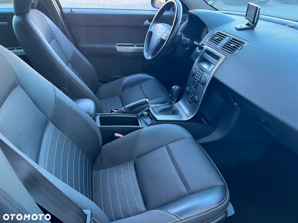 Volvo V50 - 3