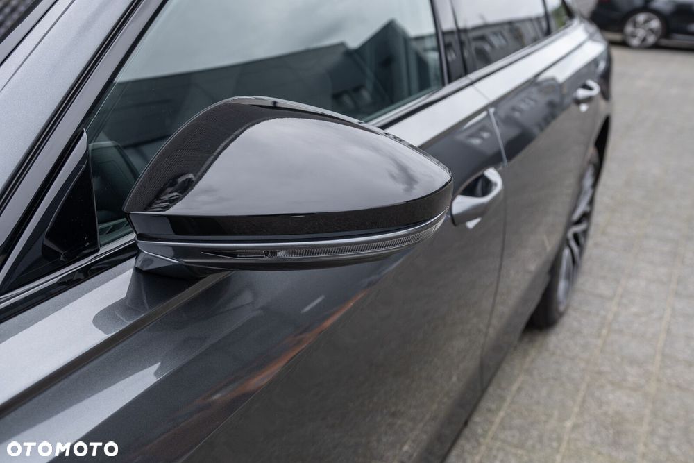 Audi A8 - 9