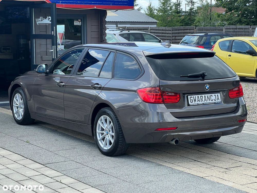 BMW Seria 3 318d Blue Performance Modern Line - 7