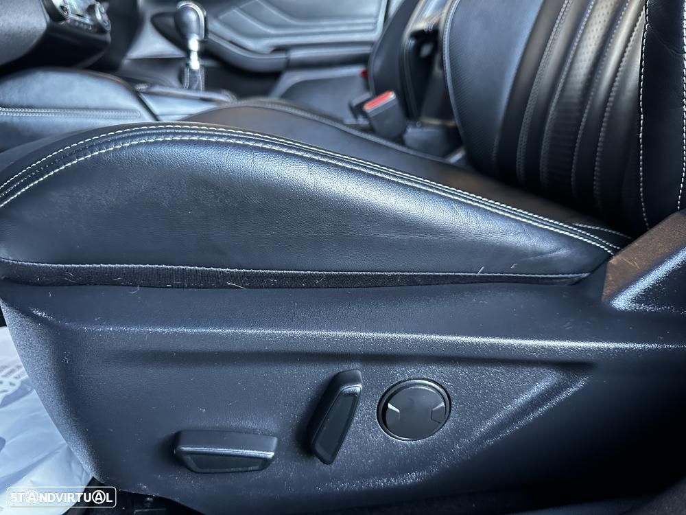 Ford Focus 2.0 TDCi EcoBlue Vignale - 18