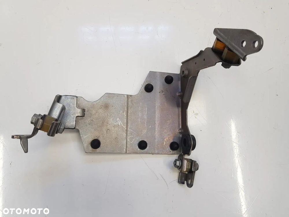 Łapa wspornik mocowanie uchwyt komputera silnika MERCEDES AMG GT C63S 4.0 8V M177 W205 C205 A217 W217 W177 W222 GLC W253 - 3