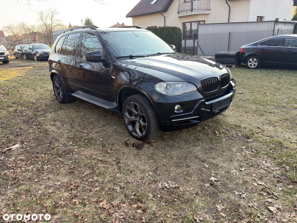 BMW X5 xDrive48i - 7