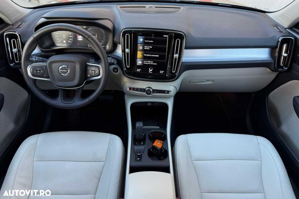 Volvo XC 40 - 21