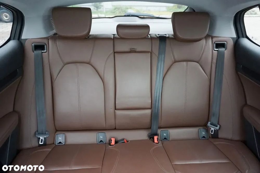 Alfa Romeo Stelvio 2.0 Turbo 16V AT8-Q4 First Edition - 19