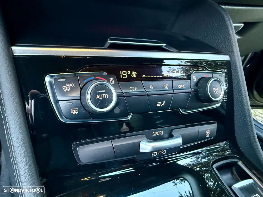 BMW 216 Active Tourer d Line Sport - 34