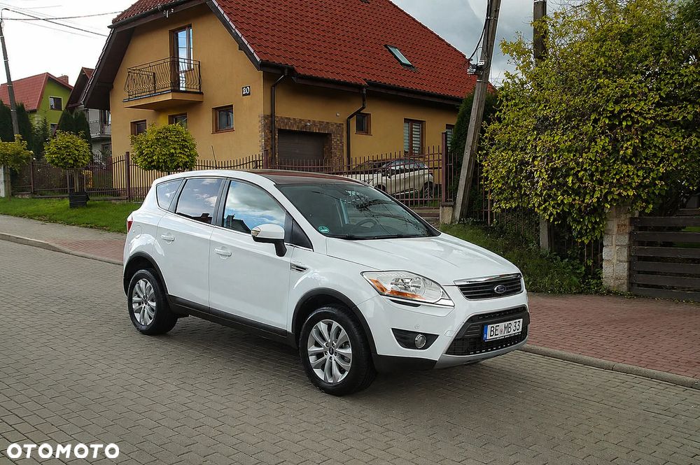 Ford Kuga 2.0 TDCi 4x4 Titanium - 9