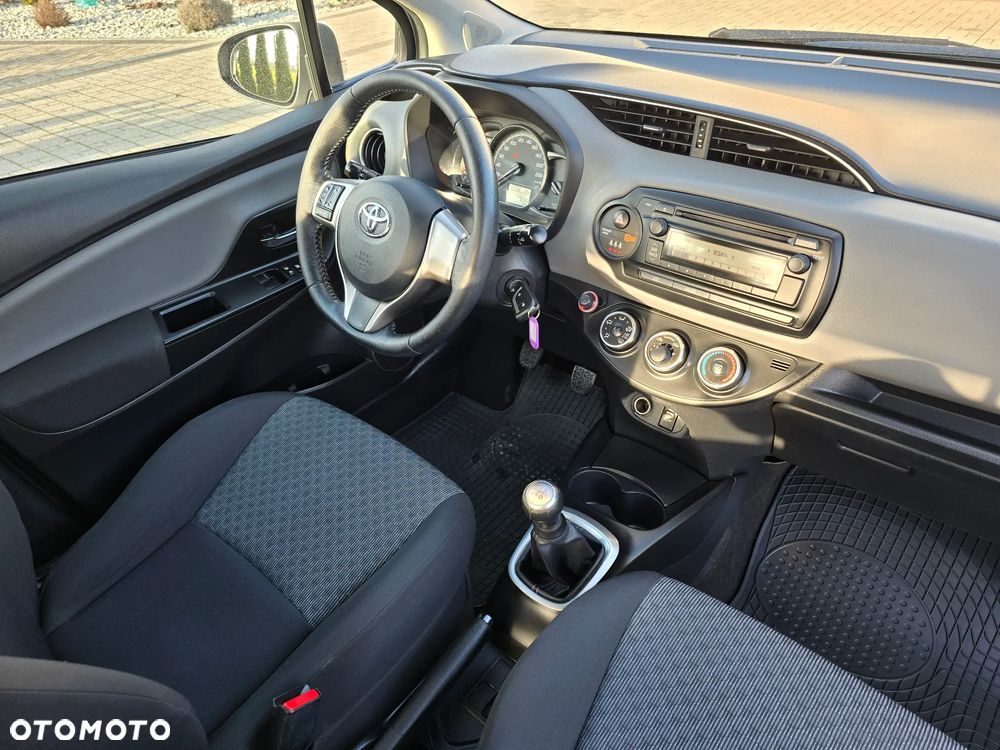 Toyota Yaris 1.0 Active - 12
