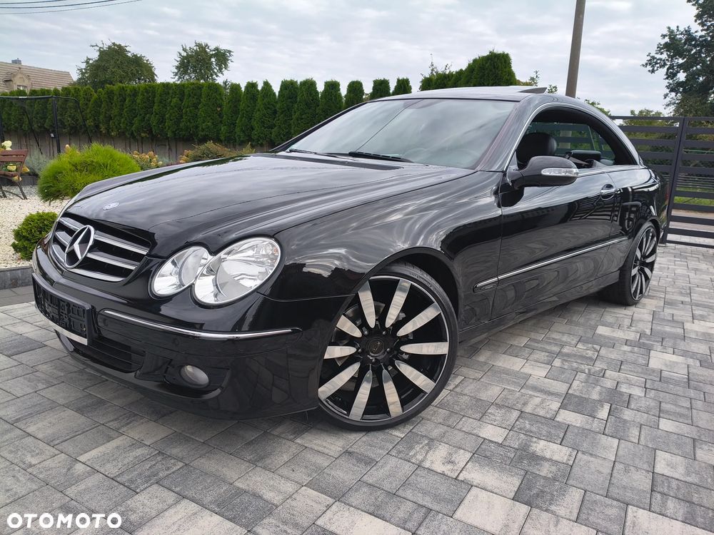 Mercedes-Benz CLK - 32