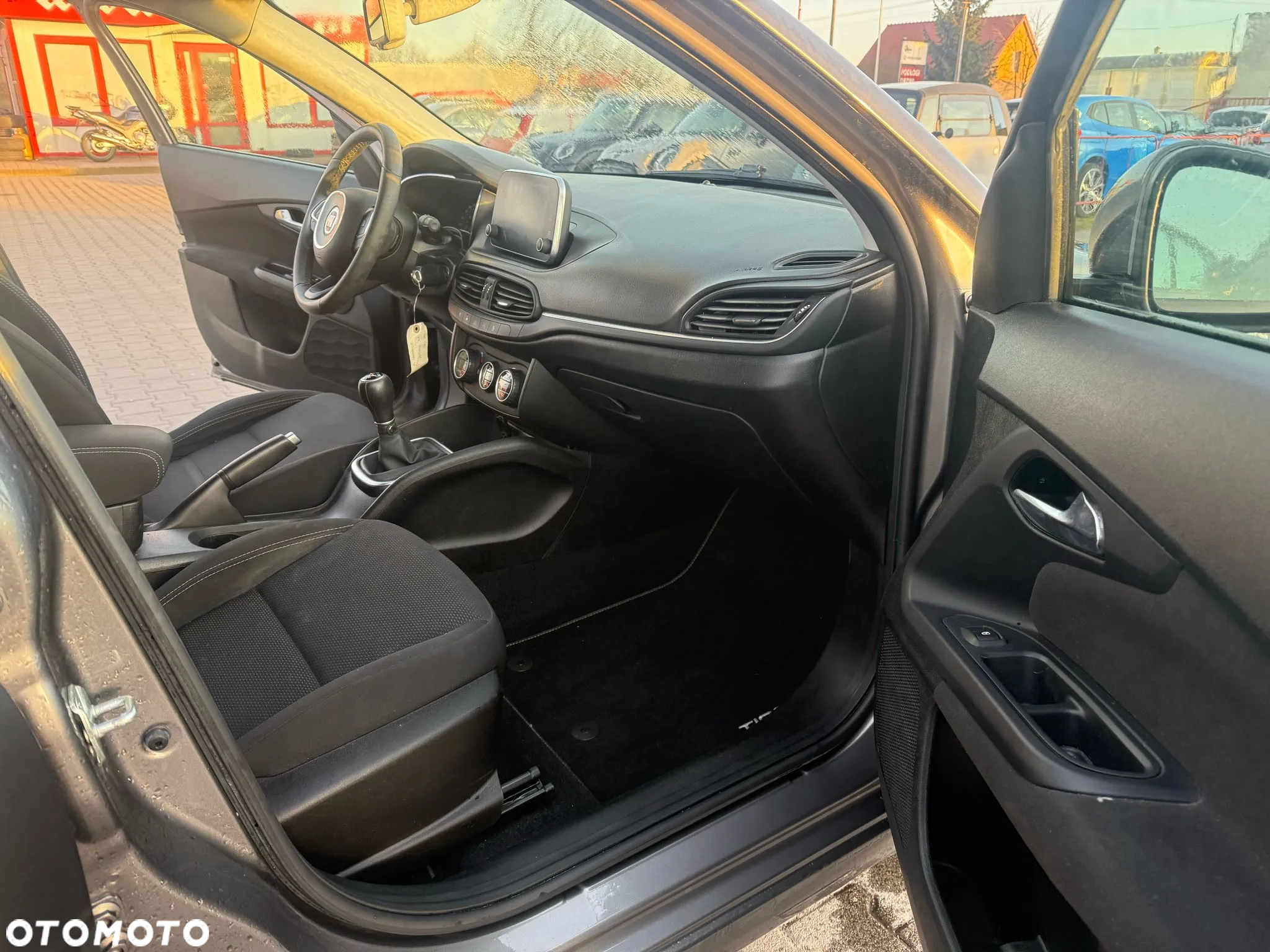 Fiat Tipo 1.3 MultiJet 16v Easy - 9