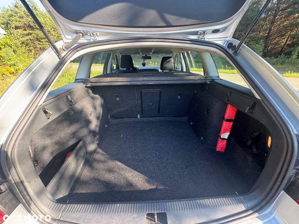 Skoda Octavia 1.6 TDI Ambition DSG - 9