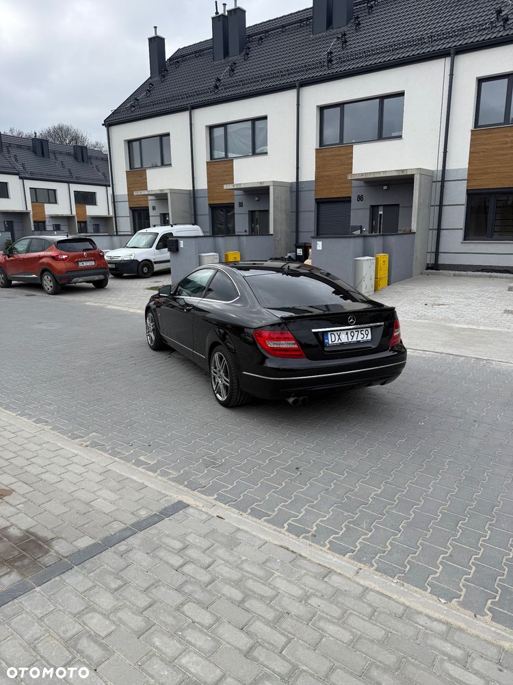 Mercedes-Benz Klasa C 180 BlueEFFICIENCY - 4