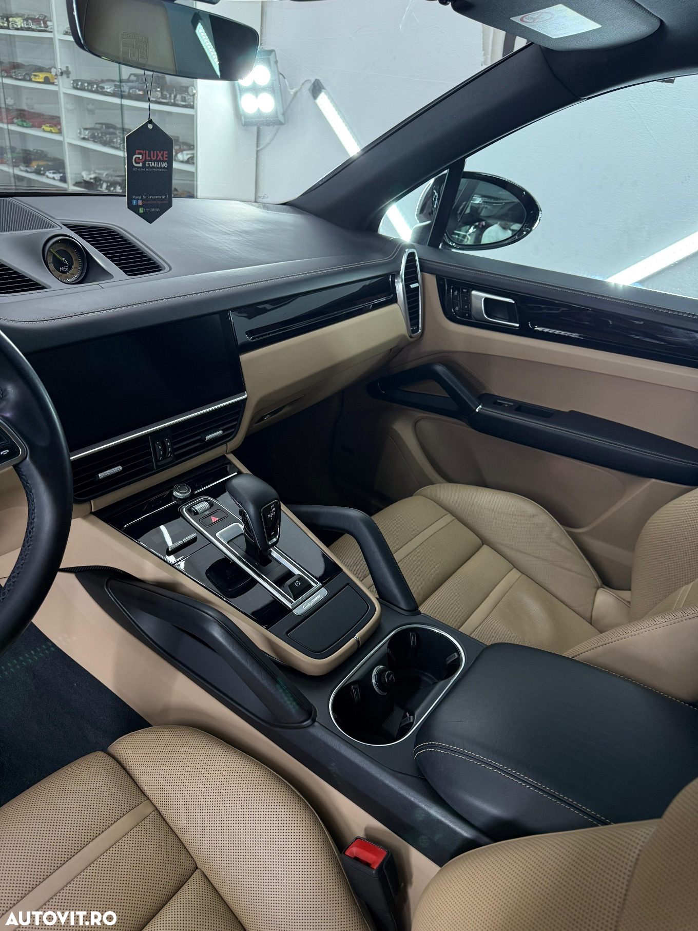 Porsche Cayenne - 22