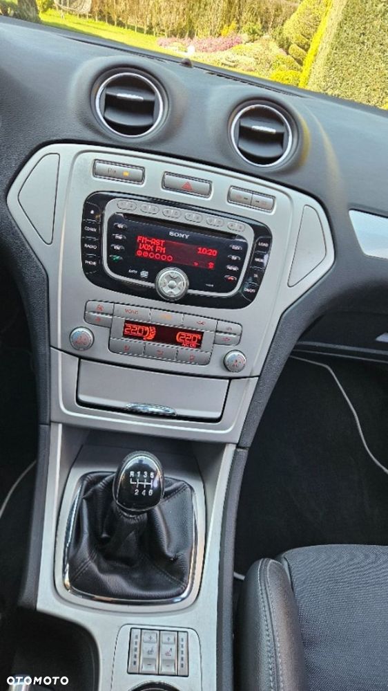 Ford Mondeo 2.0 TDCi Titanium X - 23