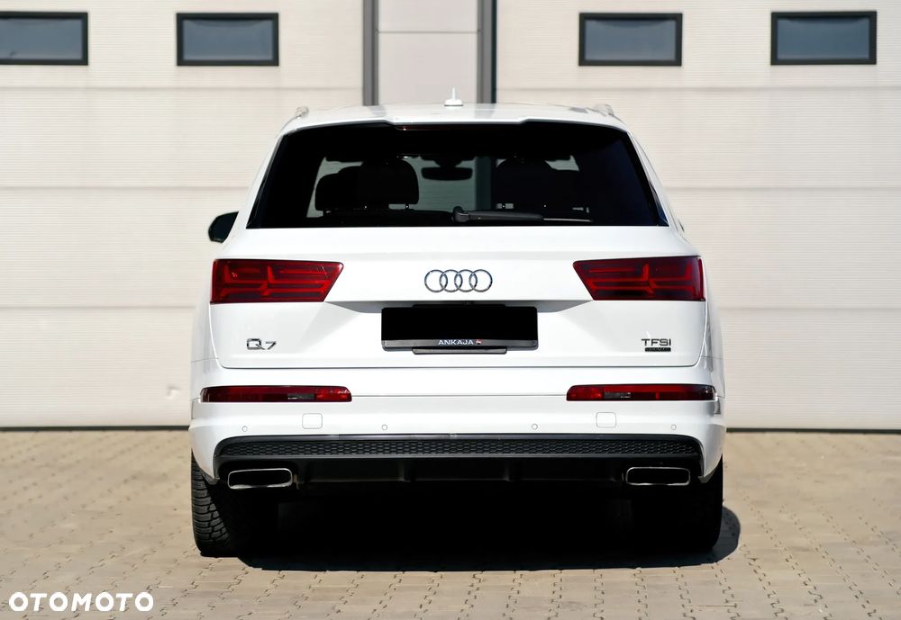 Audi Q7 - 10