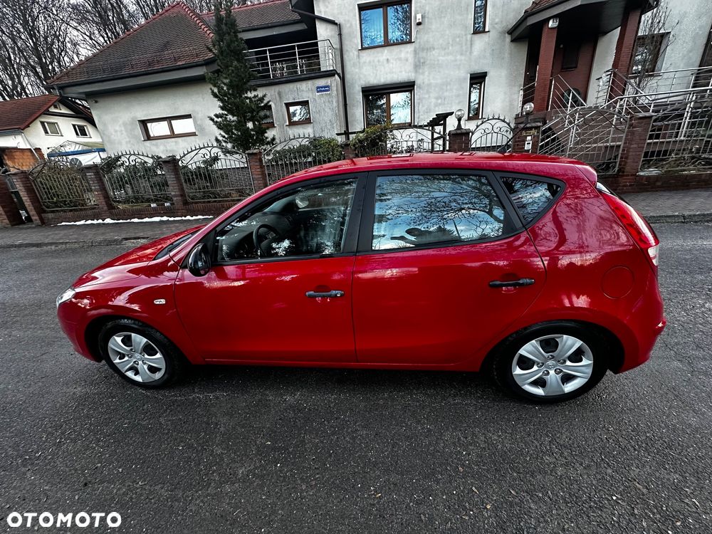 Hyundai i30 1.4 Comfort - 10