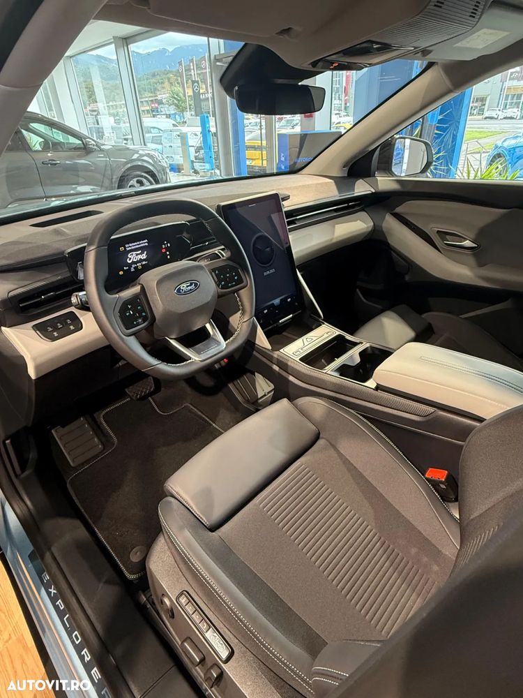 Ford Explorer RWD 77 kWh Extended Range Premium - 6