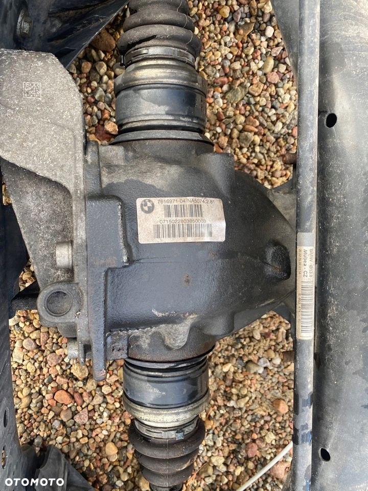 BMW F20 F21 116i lift most tył 2.81 - 3