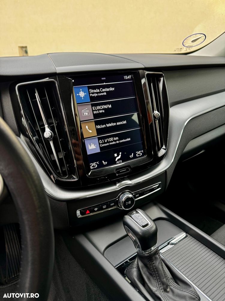 Volvo XC 60 D4 Geartronic Momentum - 13