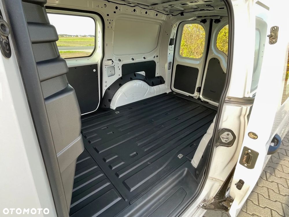 Volkswagen Caddy MAXI Cargo - 12