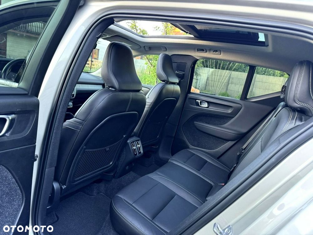 Volvo XC 40 D3 Inscription - 14