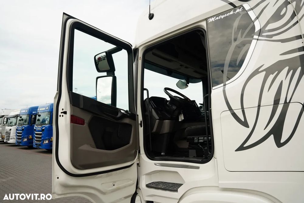 Scania R 520 / V8 / SISTEM HIDRAULIC / RETARDER / I-PARK COOL / FULL AIRMATIC / EURO 6 - 24