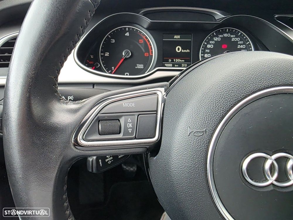 Audi A4 Avant 2.0 TDI Advance - 20