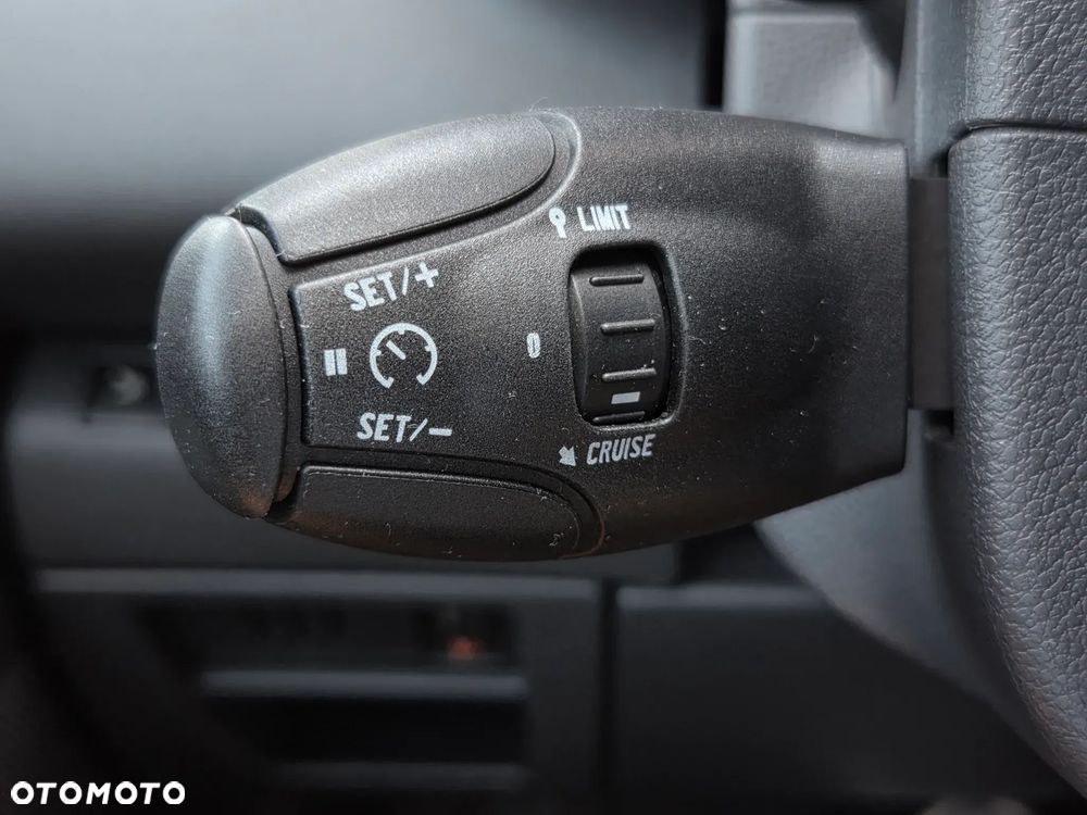 Peugeot 5008 e-HDI 115 ETG6 Stop&Start Allure - 30