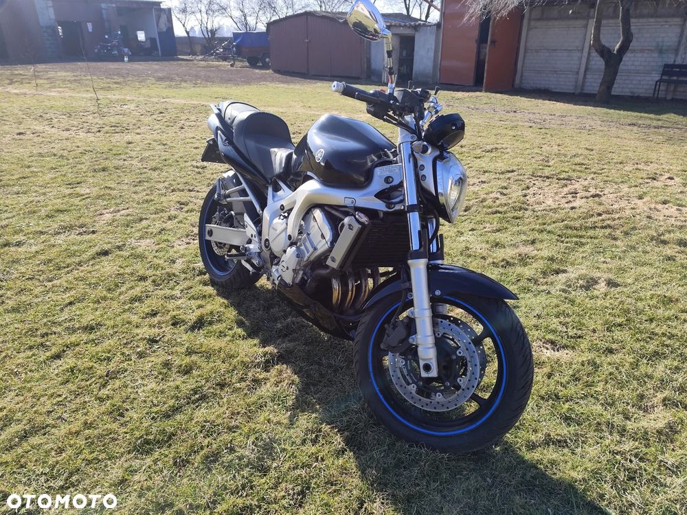 Yamaha FZ6 - 3