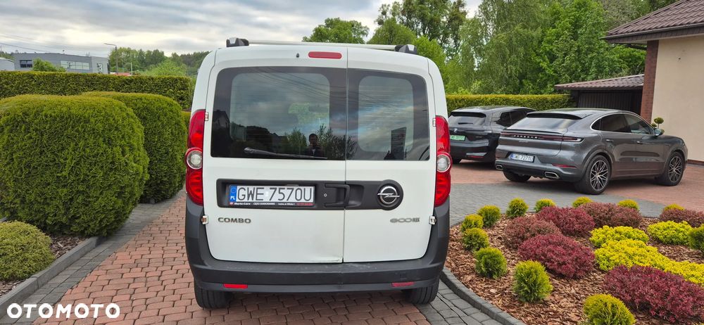 Opel COMBO - 3