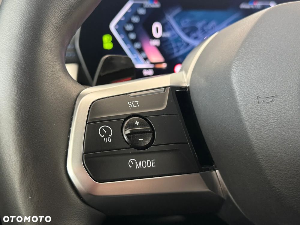 BMW iX1 eDrive20 66.5kWh M Sport Edition - 24
