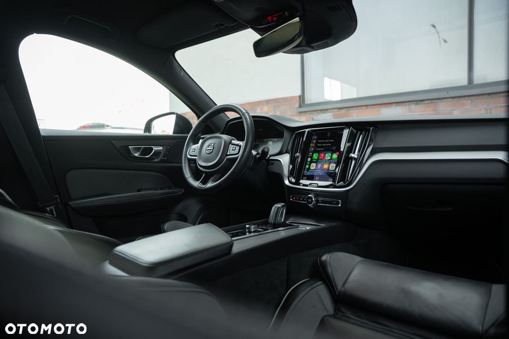Volvo V60 B4 D Geartronic RDesign - 29