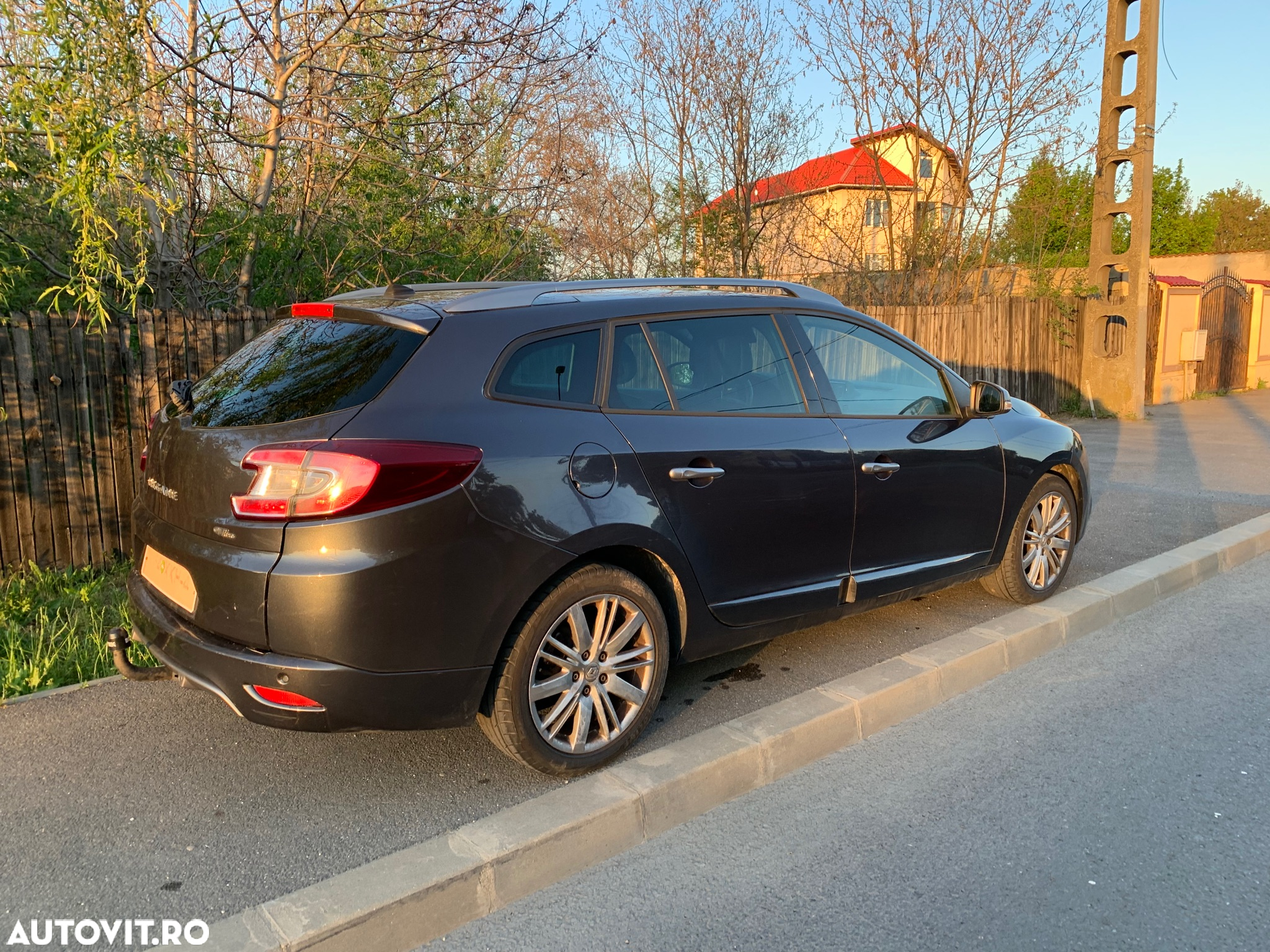 Renault Megane ENERGY dCi 110 GT LINE - 21