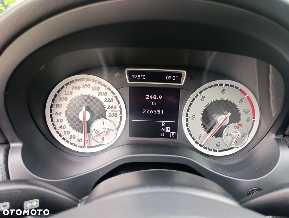 Mercedes-Benz Klasa A 200 CDI (BlueEFFICIENCY) Urban - 26