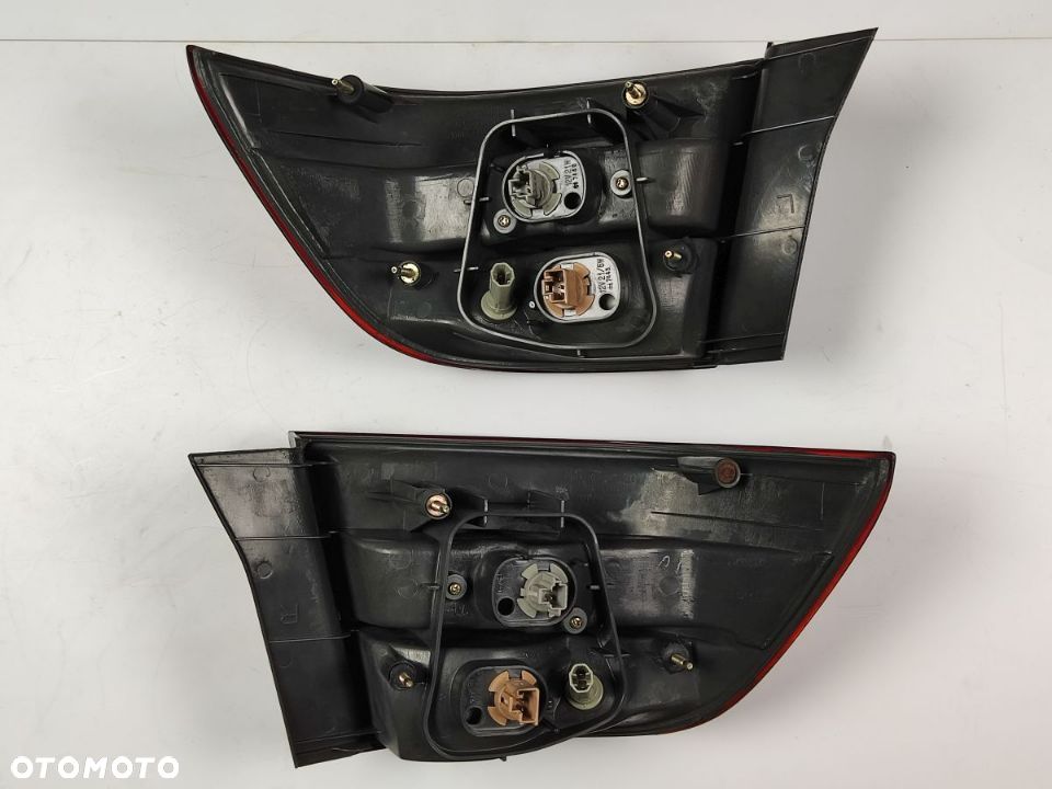 LEXUS ES Lampa Tylna Prawa i Lewa - 9