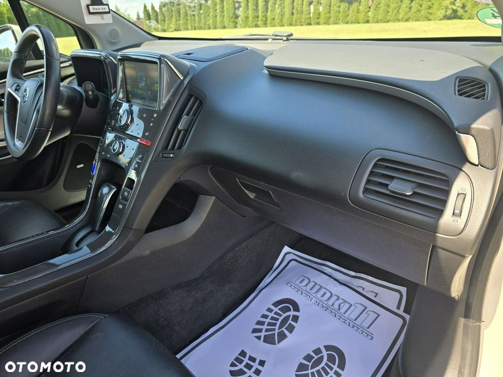 Opel Ampera - 25