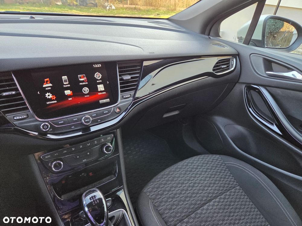 Opel Astra V 1.4 T Dynamic - 11