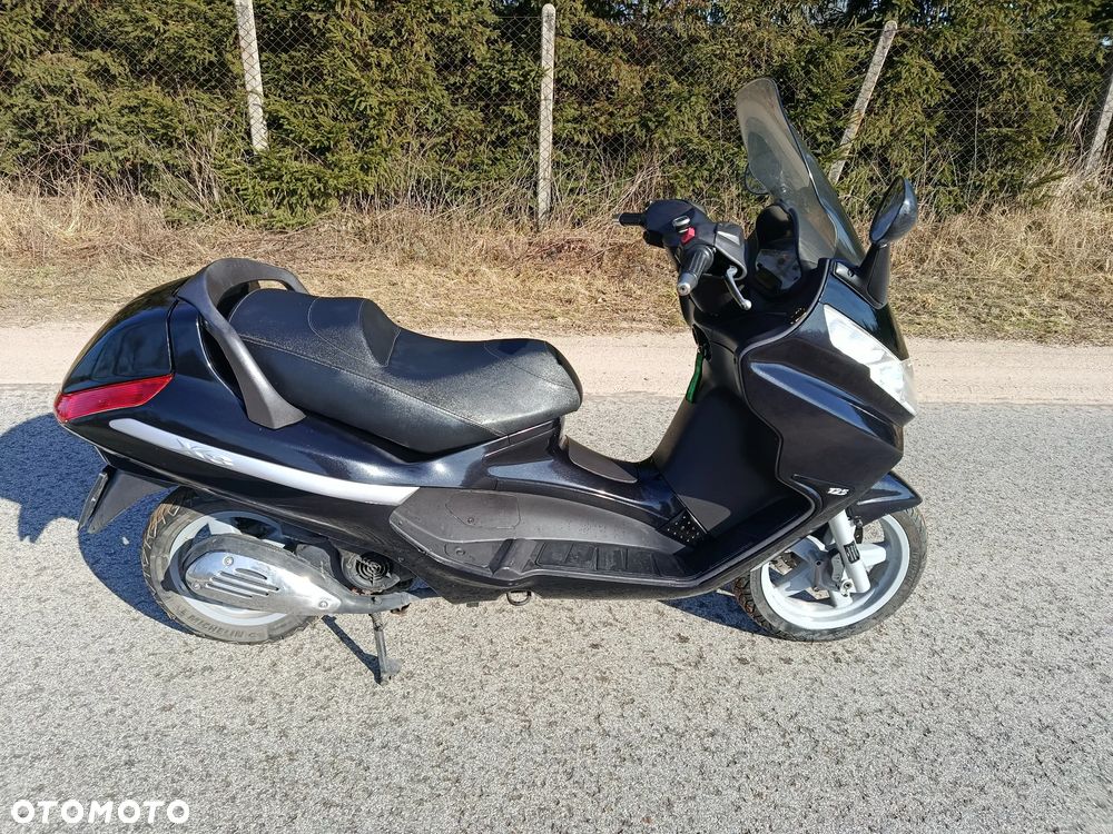 Piaggio X8 - 2