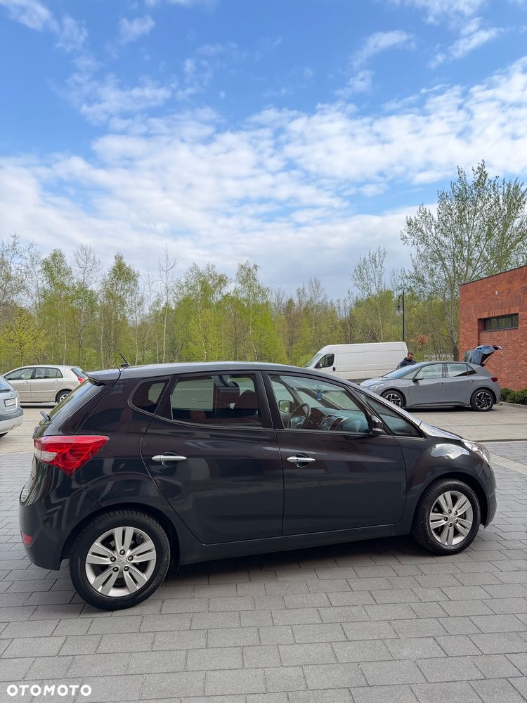 Hyundai ix20 1.4 Classic + - 16