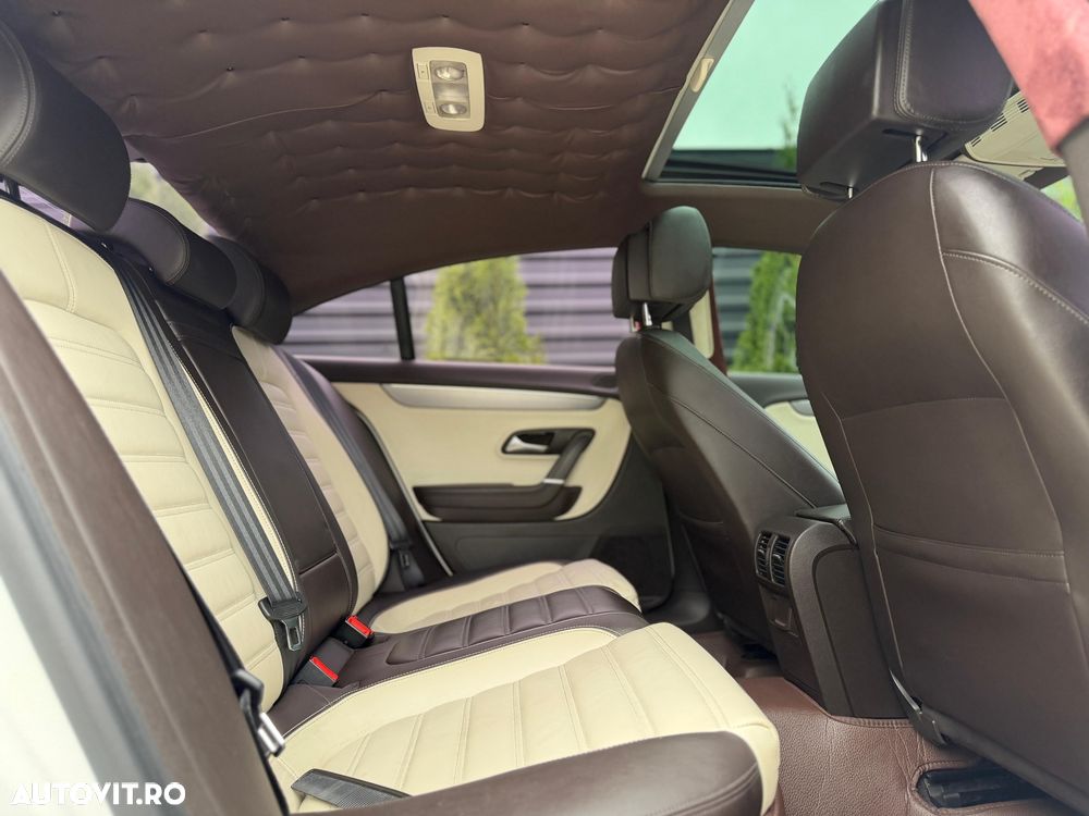 Volkswagen Passat 2.0 TDI BlueMotion Tehnology DSG Highline - 16