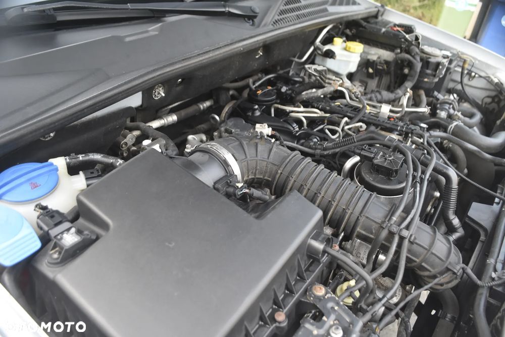 Volkswagen Amarok Double Cab 2.0 BiTDi 4MOTION Basic - 14