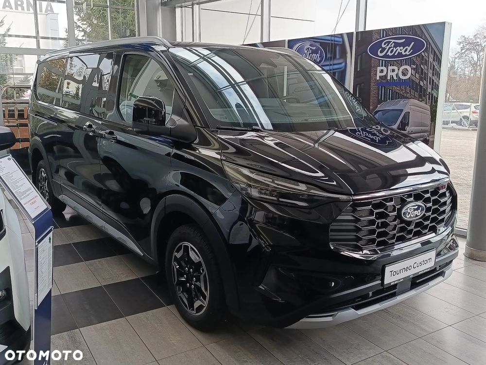 Ford Tourneo Custom 2.0 EcoBlue 320 AWD L2 Titanium X - 2
