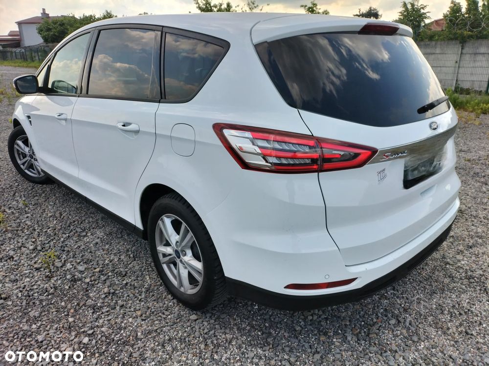 Ford S-Max - 10