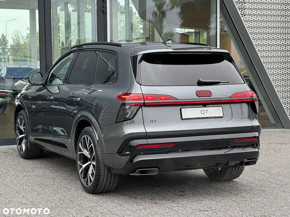Audi Q7 - 10